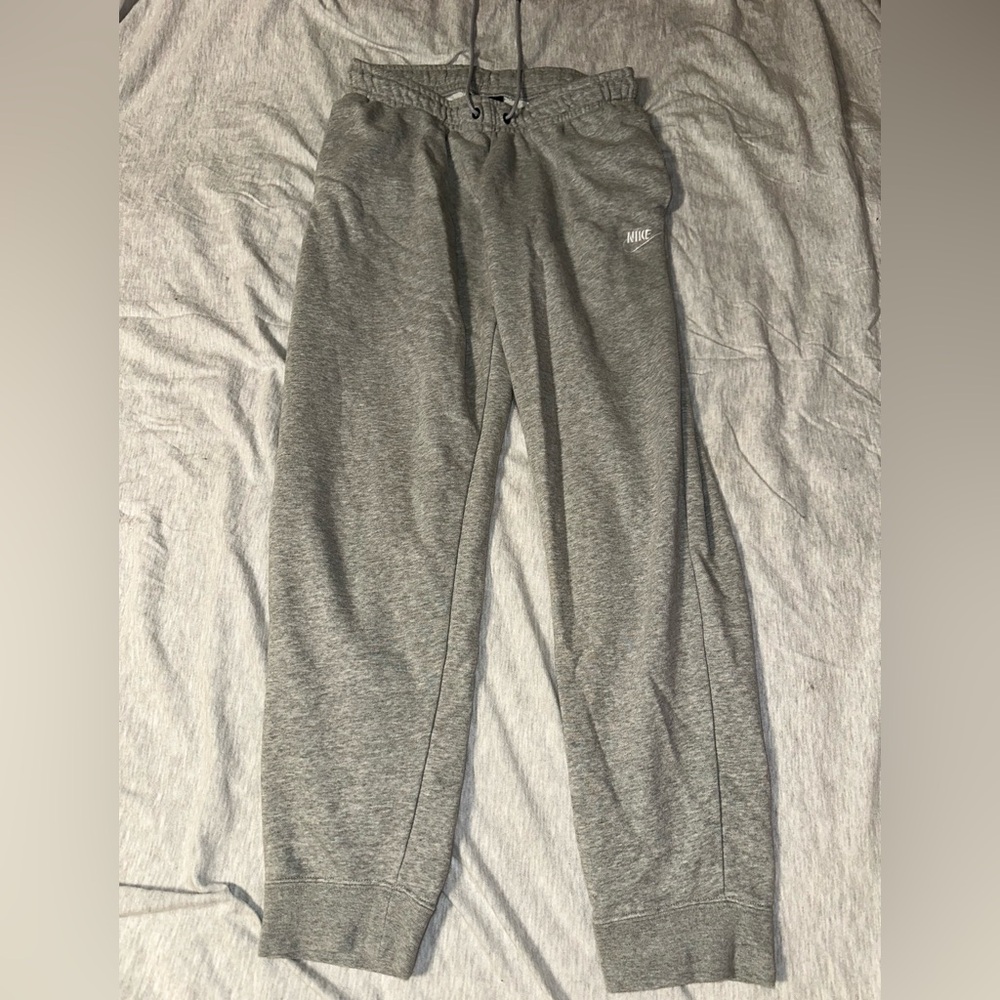 Nike Gray Relaxed Fit Sweatpants